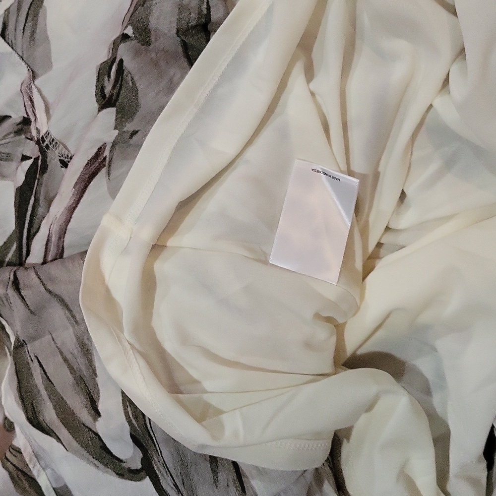 Express Ruffle Mini Dress - Picture 11 of 12